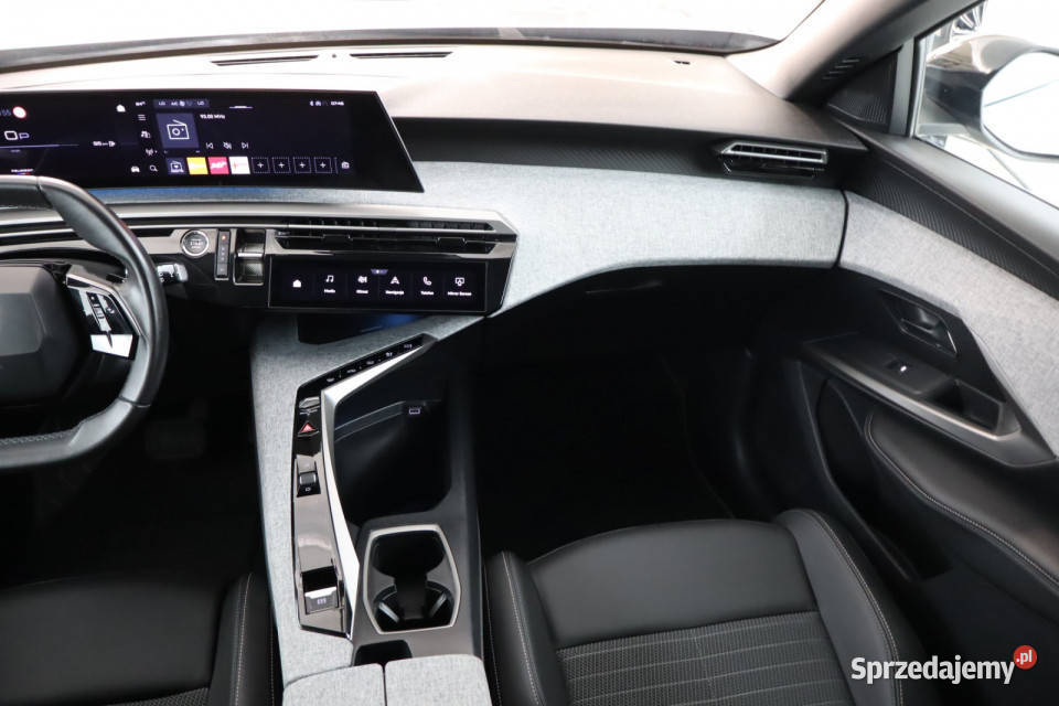 Peugeot 5008 12 Hybrid Zabrze