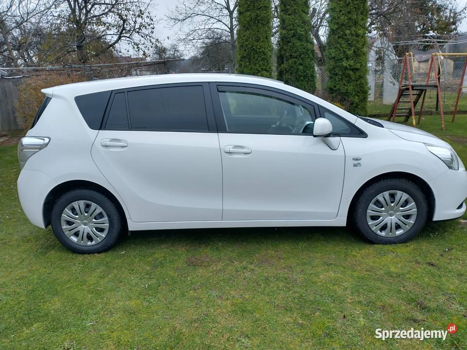 Toyota Verso 7 osobowa benzyna małopolskie Tarnów