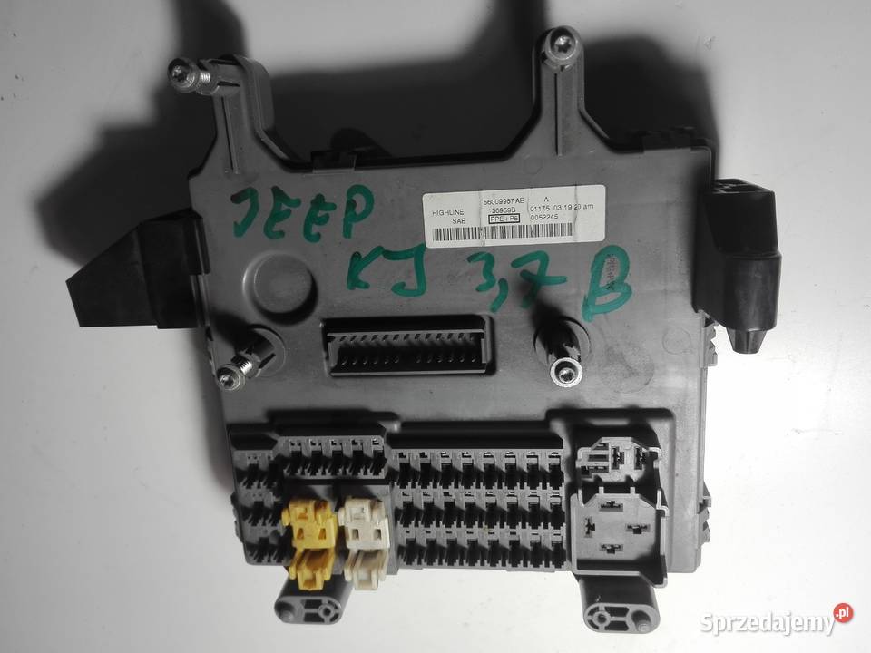 Jeep cherokee kj skrzynka bezpieczników deska lubelskie Ryki
