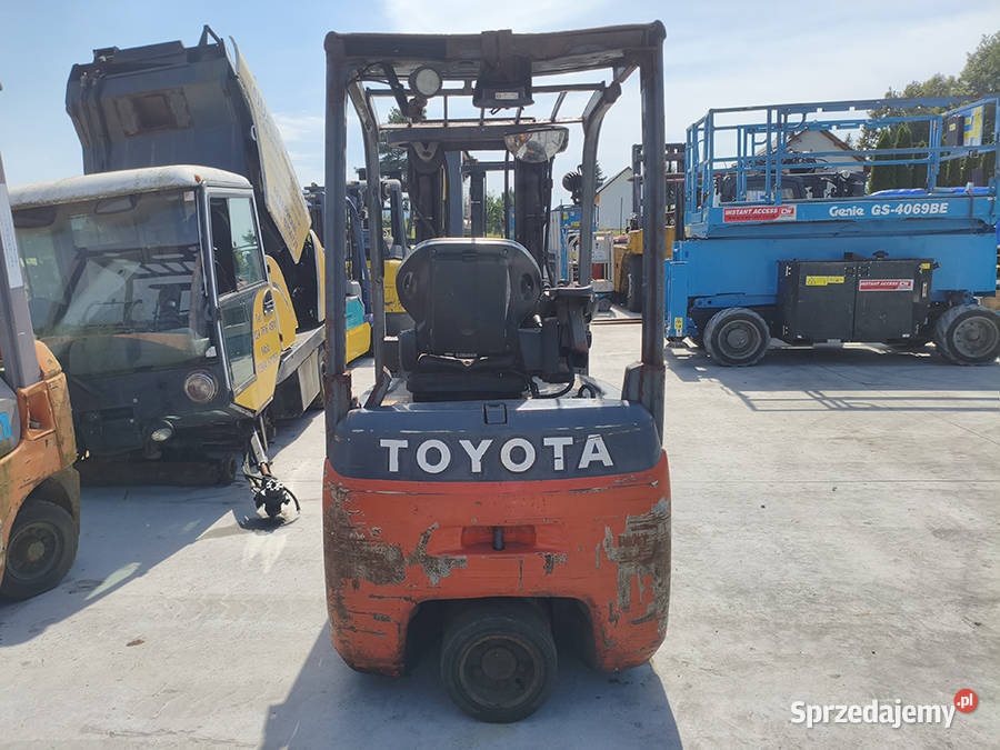 Wózek widłowy elektryczny Toyota 8FBET18T 18 t