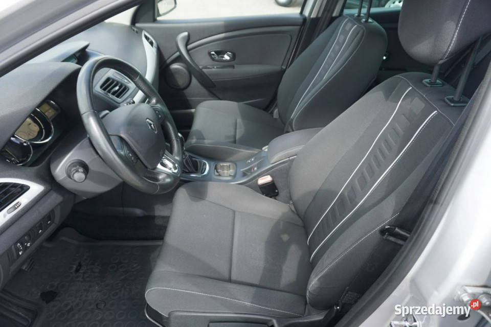 Renault Megane Grandtour 12TCe 130 Limited 4/5