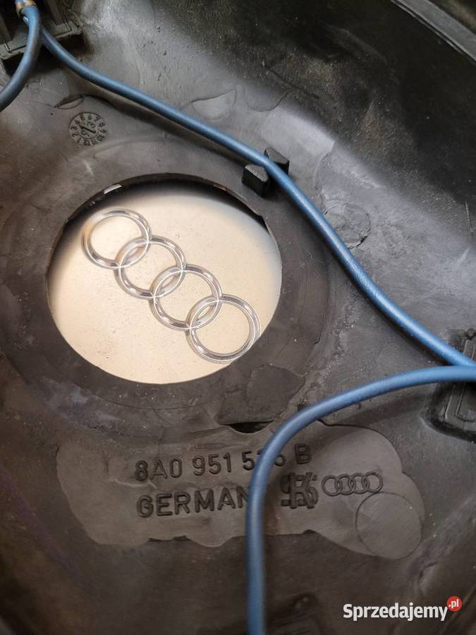 Zaślepka kierownicy audi 80 B4 8A0951525 osobowe małopolskie