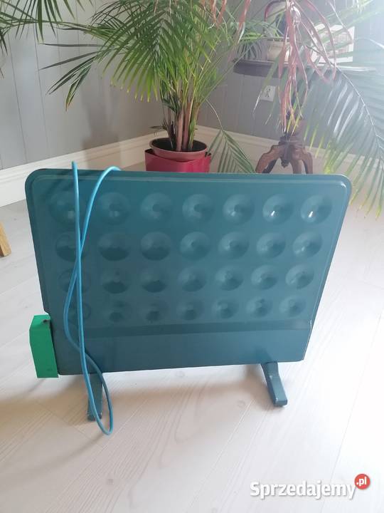 Retro grzejnik elektryczny bułgarski z czasów Sierakowice