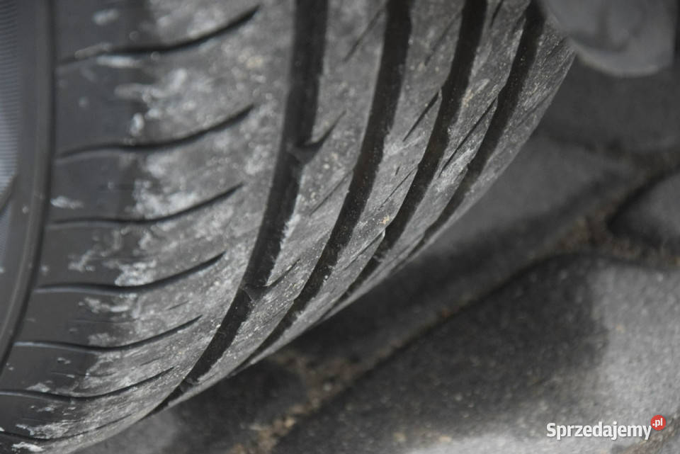 Ford Kuga 20D 169 Oryginał Lakier 2 KPL KÓŁ