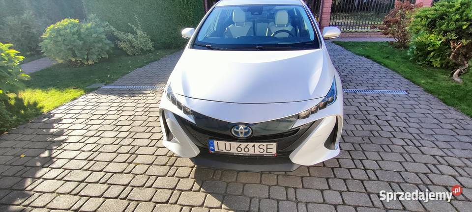 Sprzedam Toyota Prius PlugIn Hybrid wielofunkcyjna kierownica