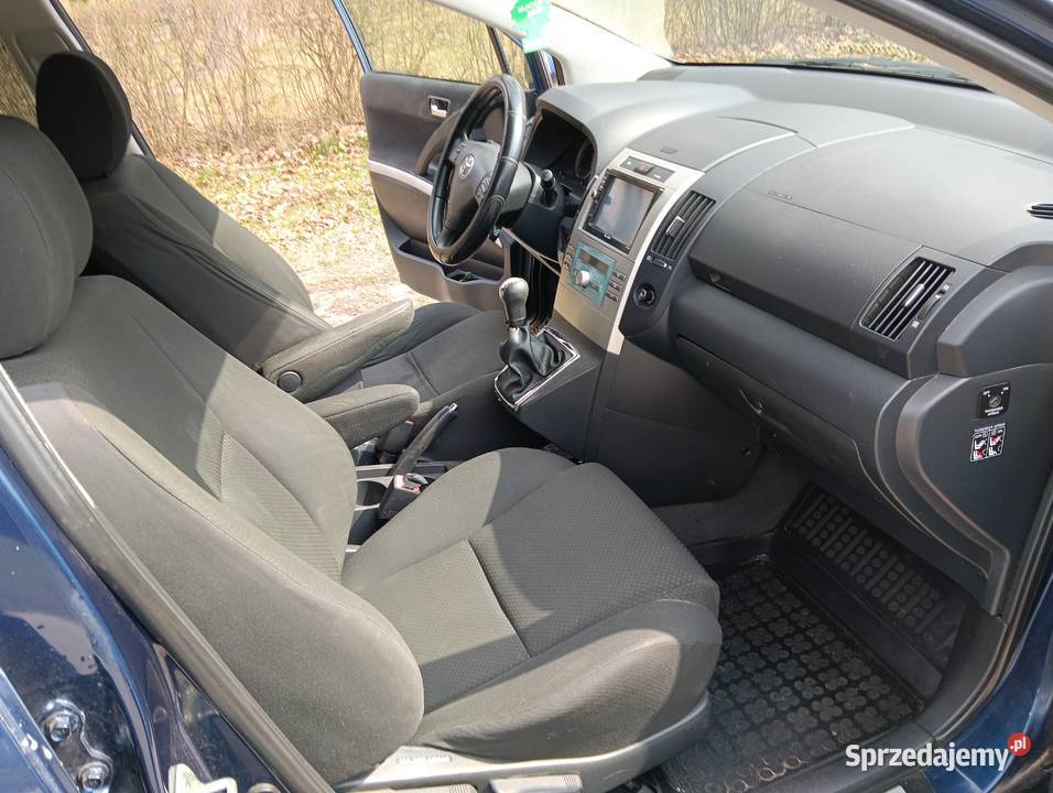 Toyota Corolla Verso 18 129 2006 7 osobowy Skarżysko-Kamienna