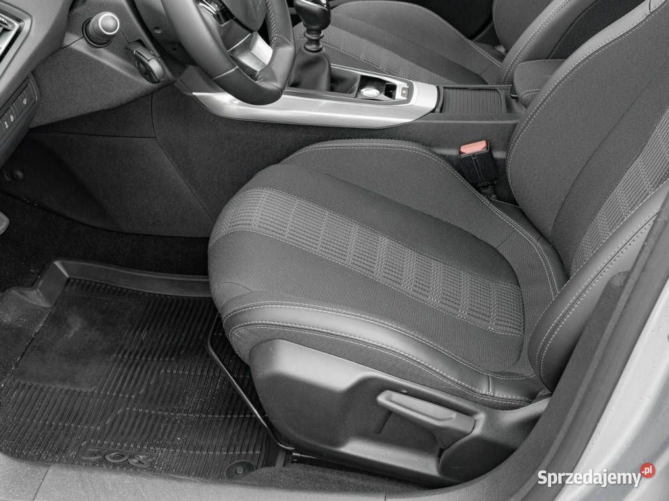 Peugeot 308 SW DW1ME6112 PureTech Allure Pack