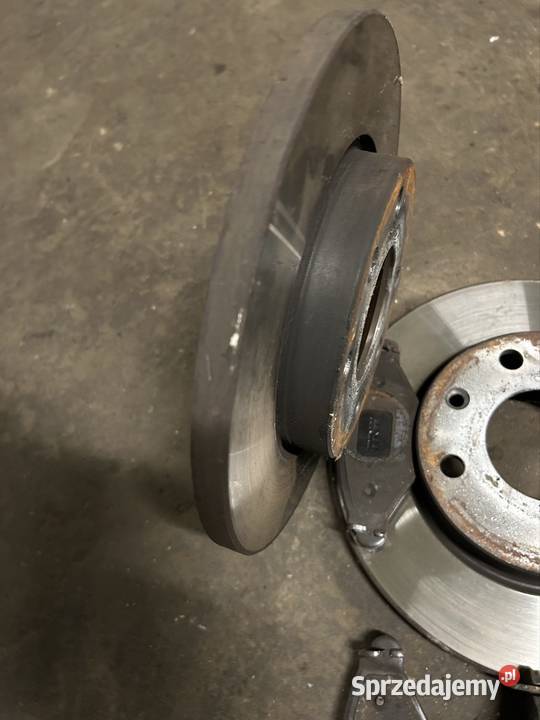 Tarcze klocki przód TRW Peugeot 206 247mm osobowe Kęty sprzedam