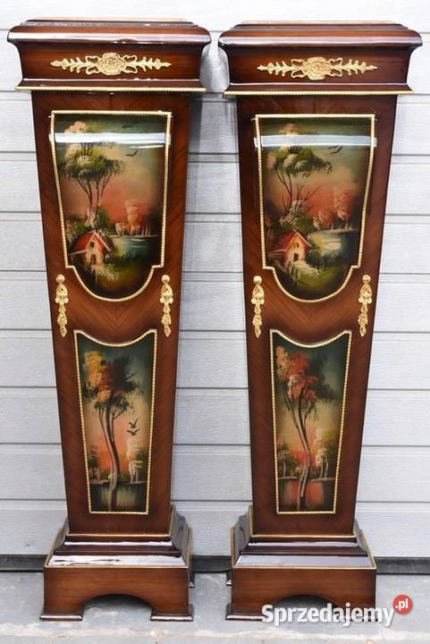Dwa Postumenty Intarsjowane z Malunkami Kolumny Kraków
