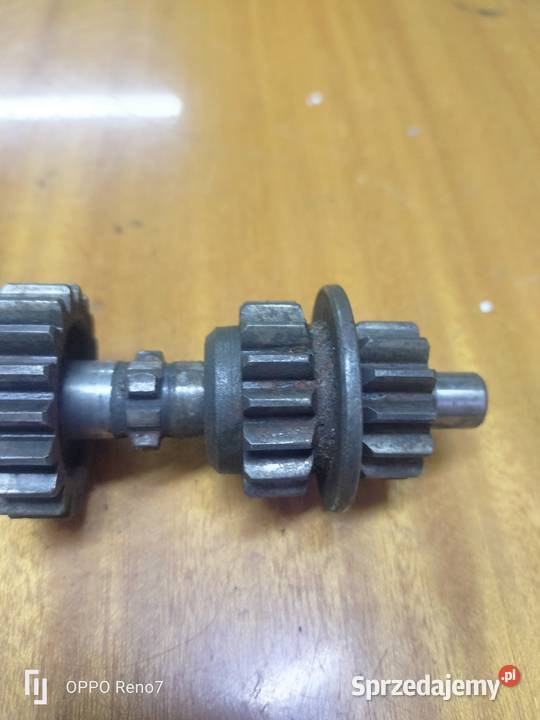 Wałek pośredni Komar 50 t1 trzy biegi Łubno