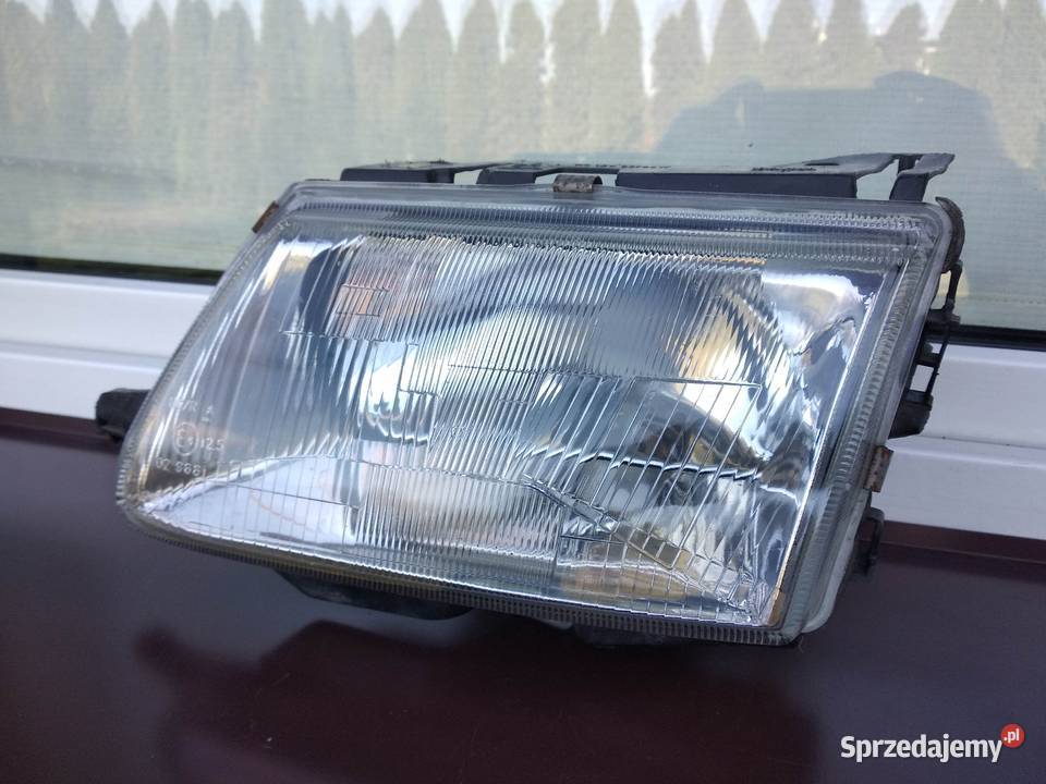 Citroen Saxo lampa przednia lewa reflektor przód osobowe Sieradz sprzedam