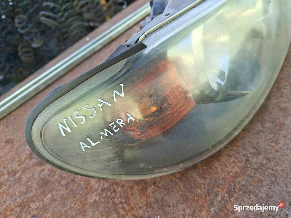 Lampa prawy przód nissan Almera sprzedam