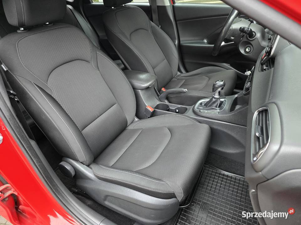 Hyundai i30 fastback120 spalanie 5L BP100