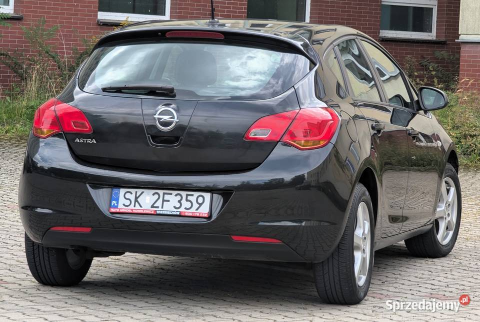 J 16 115 Benzyna Zadbana i Sprawna AluKlima 2011 manualna sprzedam