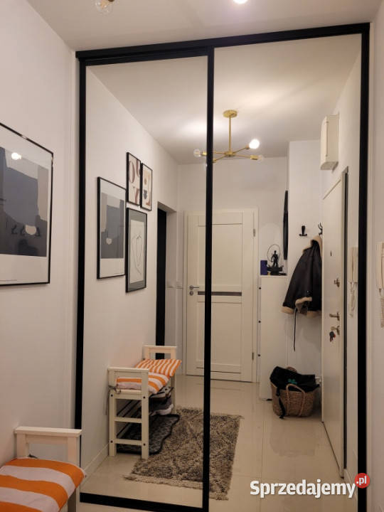 Mieszkanie 41m2 miejsce parking9we komórka 2 piętra Warszawa sprzedam