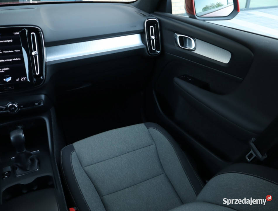 Volvo XC40 T3 manualna łódzkie Łódź