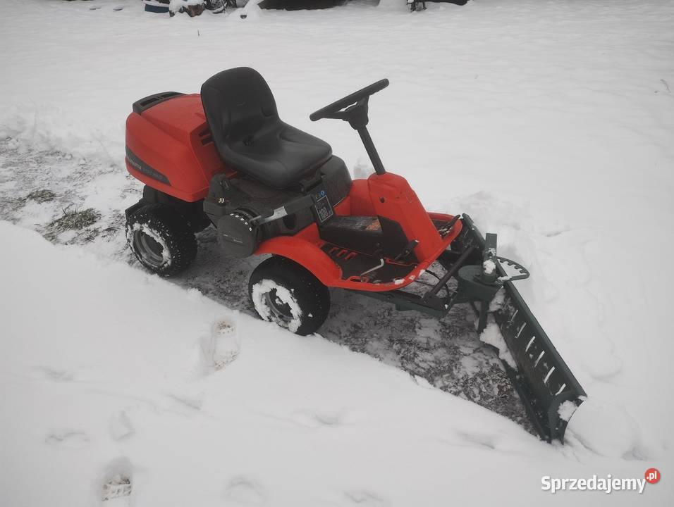 Kosiarka traktorek 4x4 Husqvarna R16C AWD z