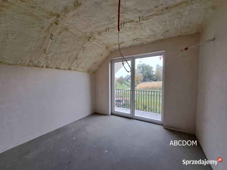 Budynek o nowoczesnej brylegaraż5 pokoi małopolskie Tomaszowice sprzedam