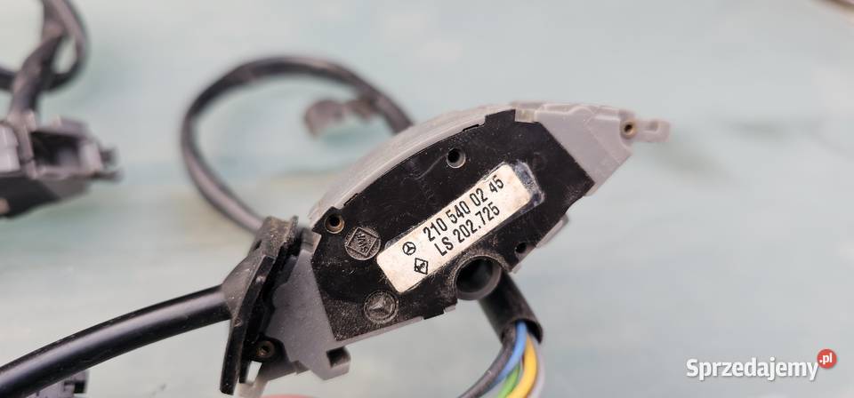 Włącznik tempomatu mercedes w210 2105400245 sprzedam