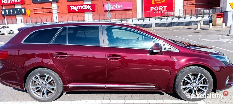 Toyota Avensis t27 kombi diesel Polski salon Pabianice