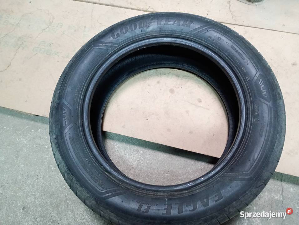Sprzedam opony letnie 235 kujawsko-pomorskie Świedziebnia