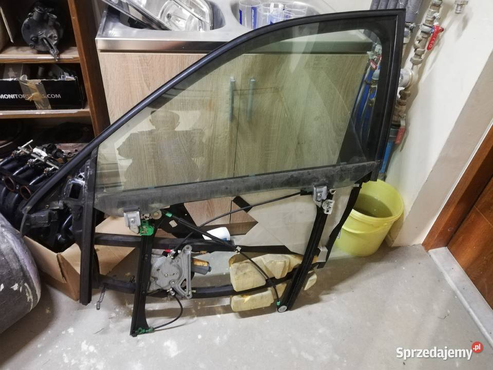 Ramka podnośnik szyby Audi a4 b5 lewy przód