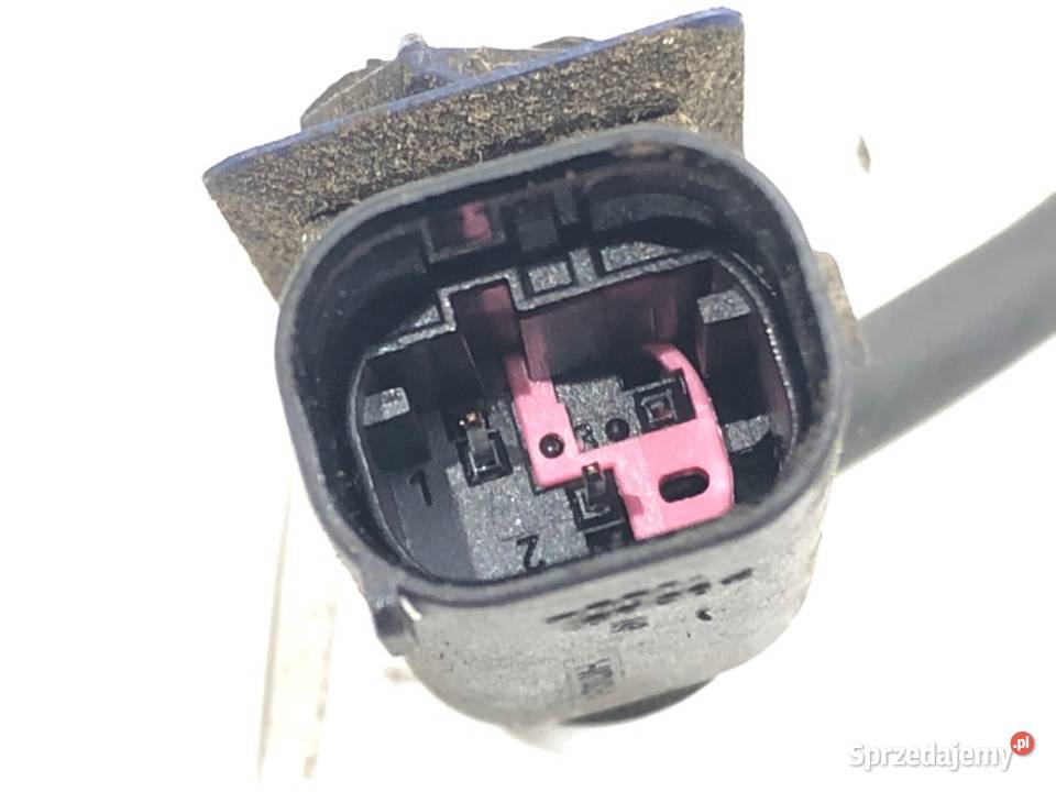 ZAMEK MASKI PRAWY BMW E70 SUV 0613 osobowe