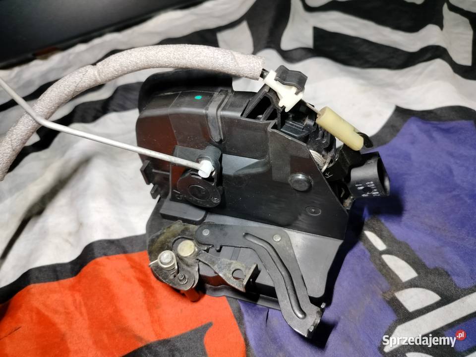 Bmw e46 Compakt zamek drzwi prawy Europa 100 osobowe Aleksandrów Łódzki