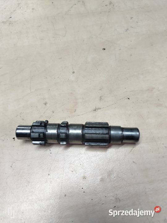 Wałek pośredni WSK WFM 125 Łubno sprzedam