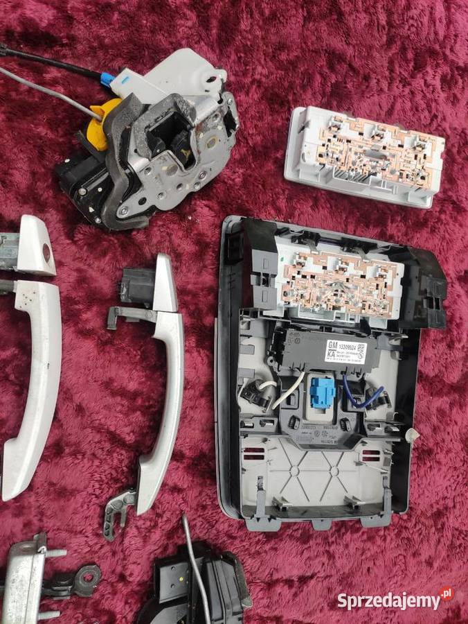 Opel Astra J IV drzwi klamka podnośnik szyba Częstochowa sprzedam