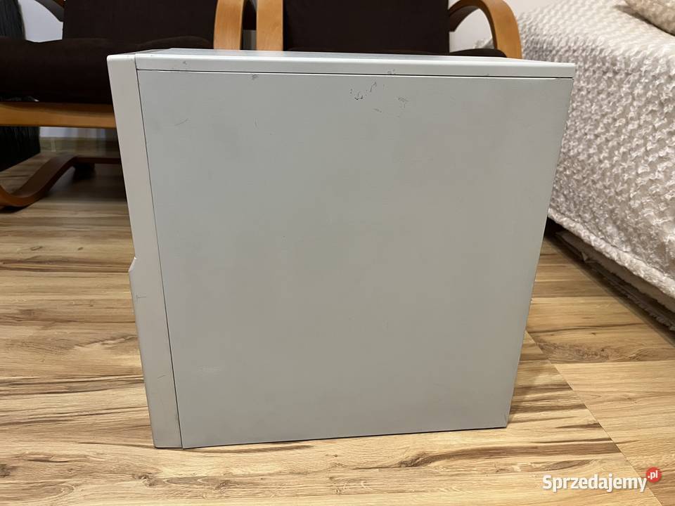 Zabytkowy komputer PC ATX Peacock AMD K62 450MHz Klasy Pentium III i słabsze Brzana sprzedam