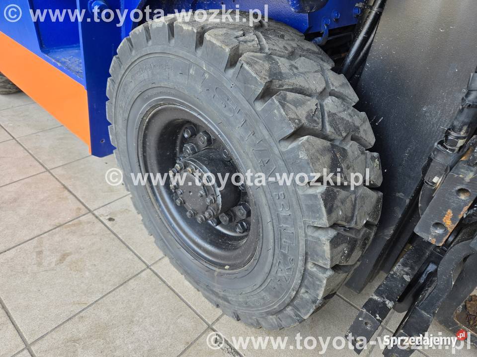 Wózek widłowy TOYOTA 5FG25 TOYOTA 5FGF25 widlak regulowane widły śląskie Mysłowice