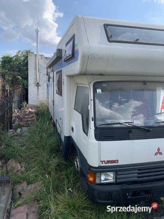 Camper Mitsubishi Canter 28T Pruszków