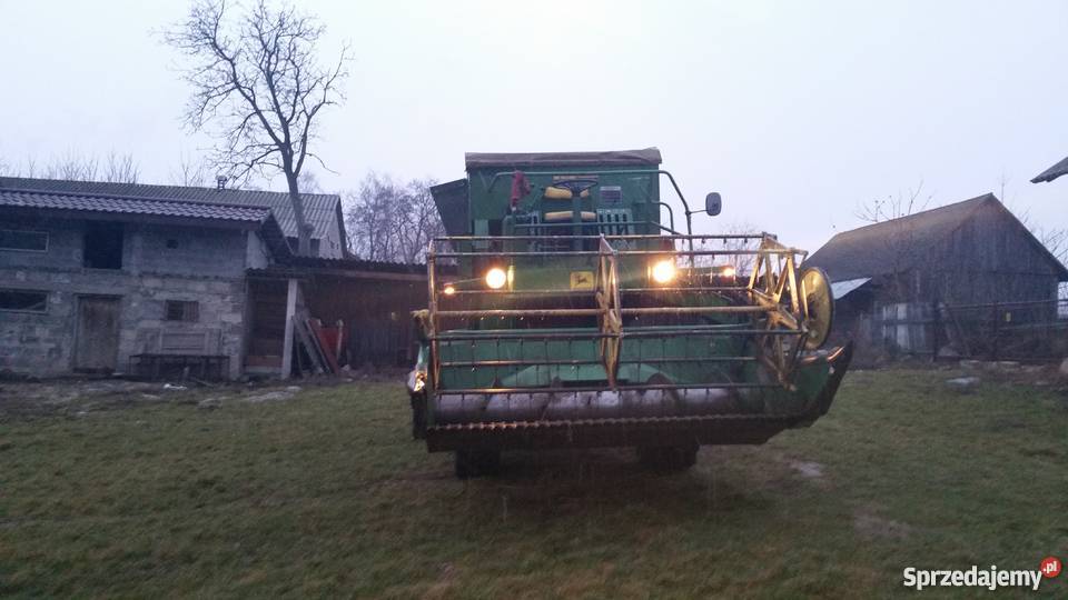 Kombajn bizon John Deere 935