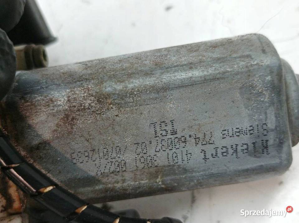 ZAMEK DRZWI TYŁ LEWY 7028909 Bmw Seria 7 IV