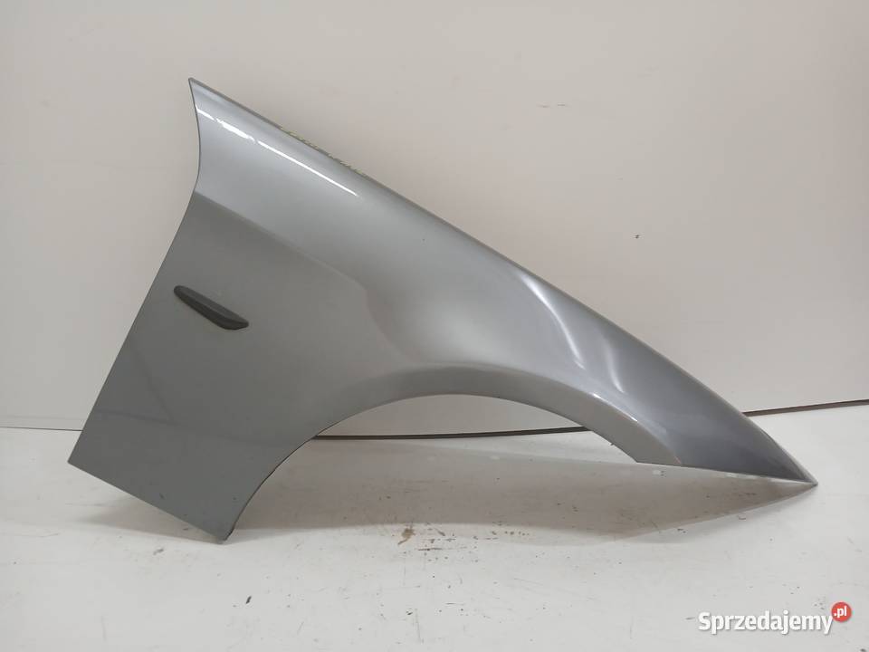 BŁOTNIK PRAWY PRZEDNI BMW E90 E91 A52 Strzyżewice