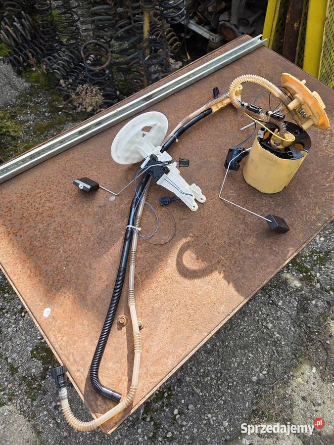 Pompka z pływakiem Audi A6 C6 benzyna mazowieckie Łagów