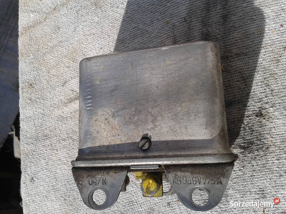 Junak M10 oryginalny regulator napiecia Kęty