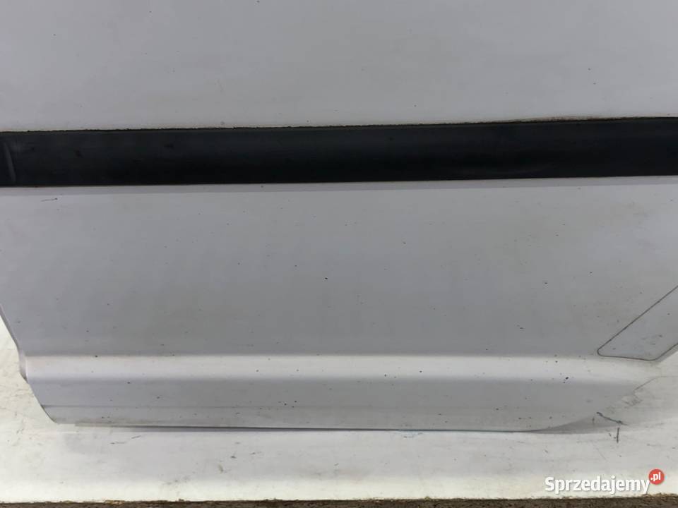 DRZWI LEWY TYŁ TOYOTA YARIS I Hatchback 9905 osobowe sprzedam
