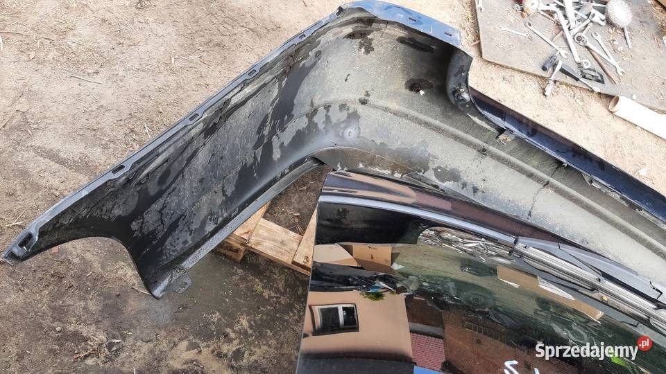 klapa bagażnika zderzak z PDC Toyota Avensis t25 Dębno