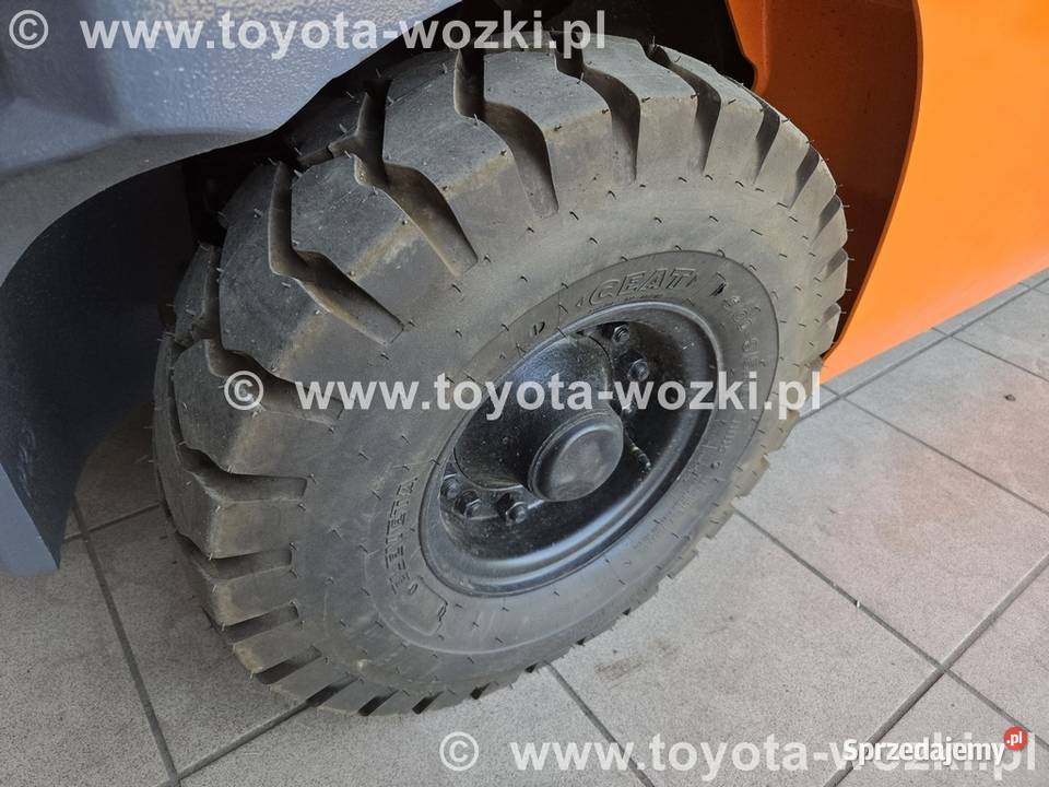 Wózek Widłowy TOYOTA 8FG25 Kabina wolny skok kabina Mysłowice