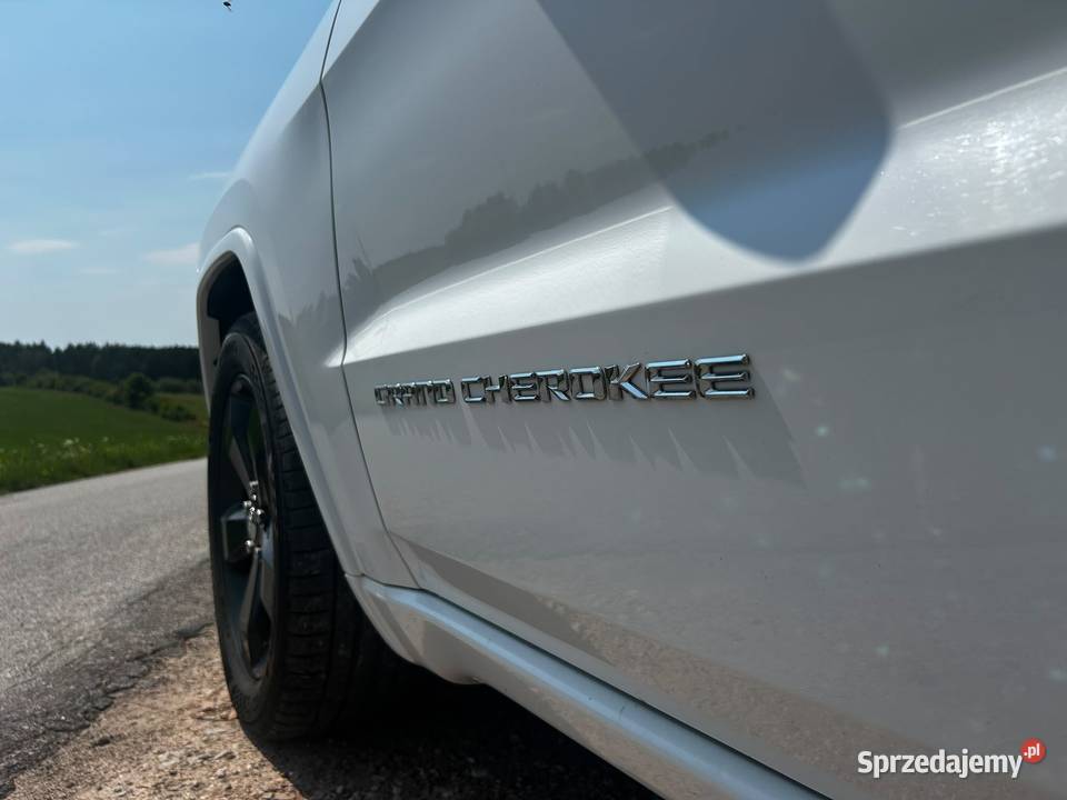 Jeep Grand Cherokee 57 V8 Overland Chęciny sprzedam