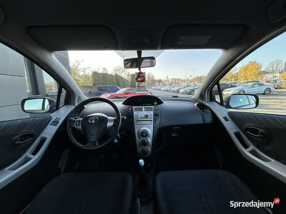 Toyota Yaris klimatyzacja benzynka manual 4/5 sprzedam