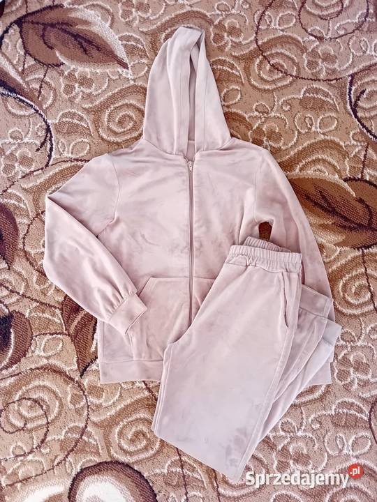 Dres Odzież sportowa Warszawa