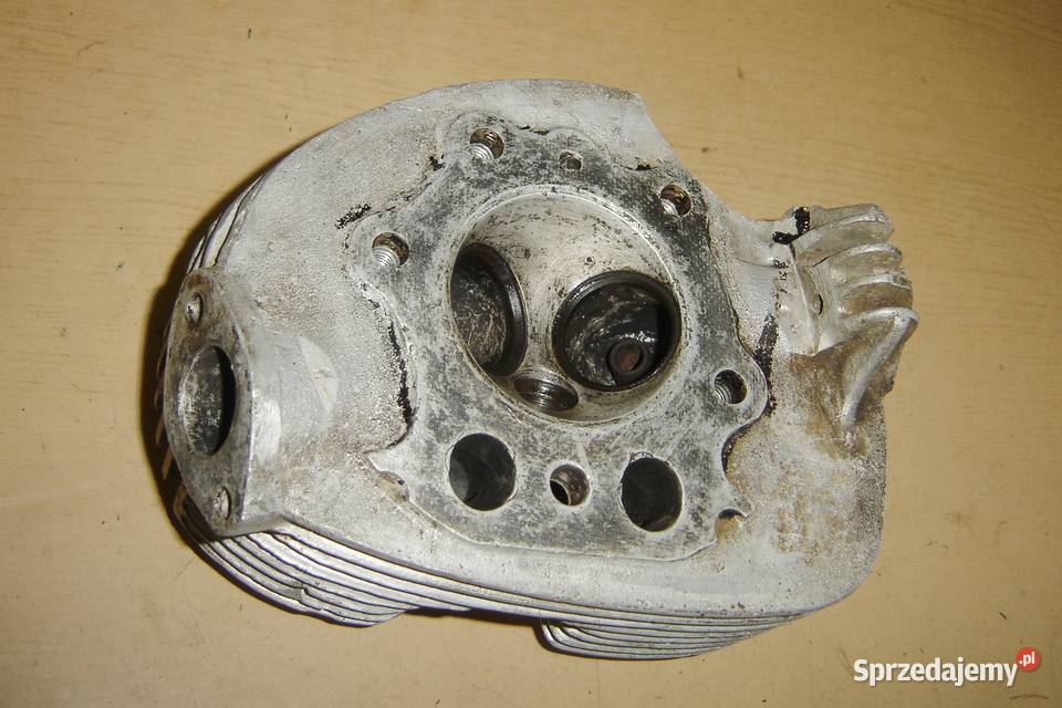 Zundapp KS 750 Sahara głowica PRAWA cylinder