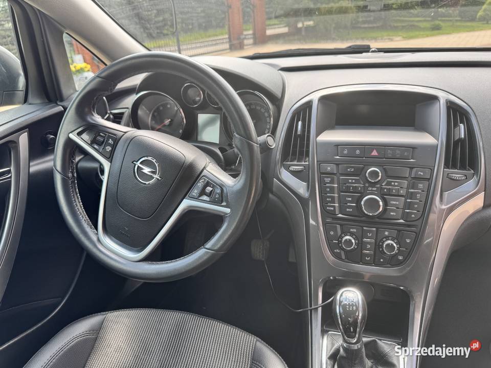 Opel Astra pierwszy właścicielpolski salon benzyna