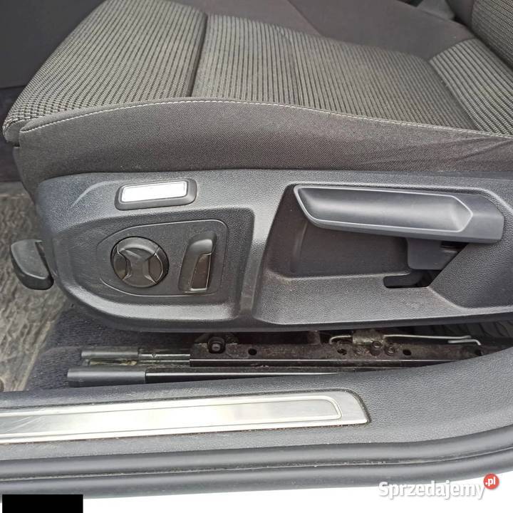 Arteon 15 TSI ACT Evo Essence 149 2018r Arteon Dzierżoniów