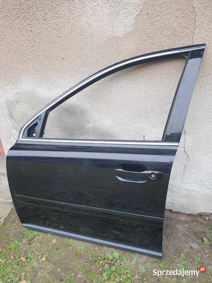 Dzrzwi przednie lewe volvo xc90 Zborowskie sprzedam