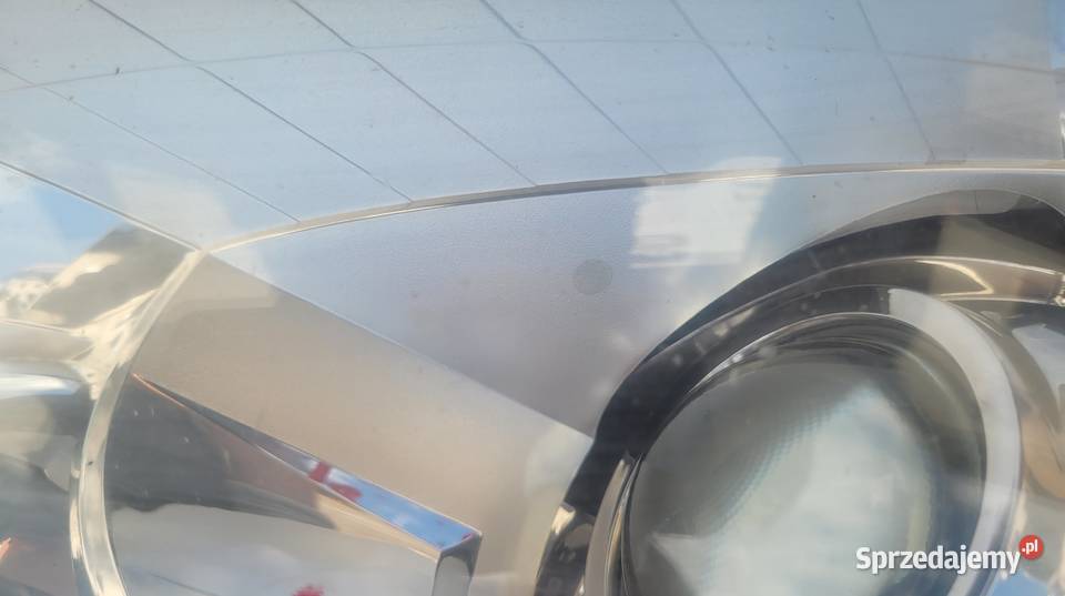 CITROEN C5 III XENON LAMPA PRAWY PRZÓD REFLEKTOR
