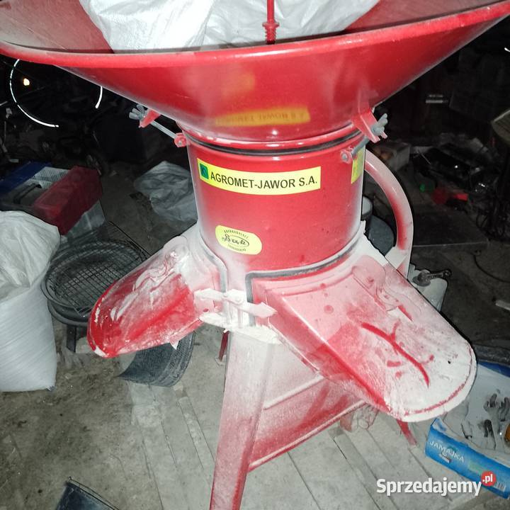 Bąk rozdrabniacz śrutownik Starachowice sprzedam